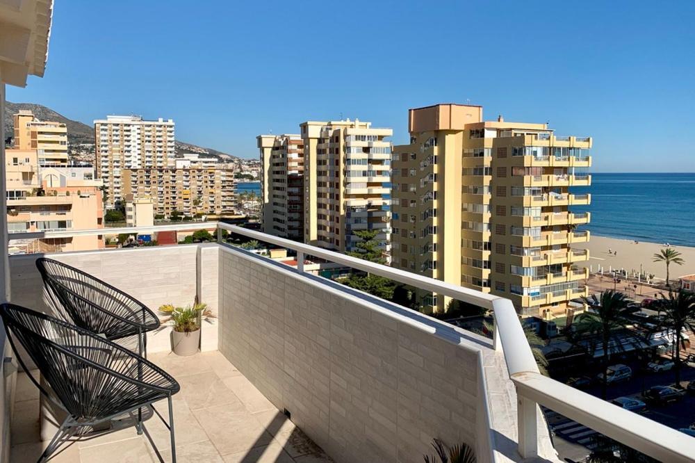 Luxury Penthouse, Sea Views, 50M From The Beach! Apartamento Fuengirola Exterior foto